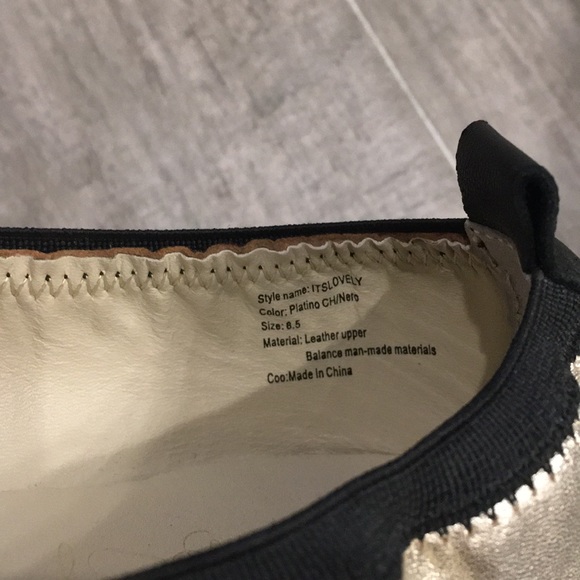 Very Lovely Soles Geneva Ballet Flat - Picture 8 of 8